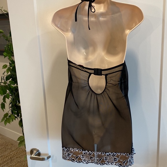 Avidlove lace teddy sheer black with white floral lace. G-String Panty Size L - Picture 8 of 17